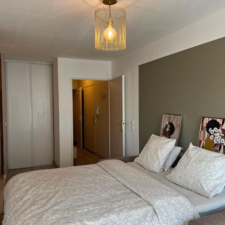 Appartement Disneyland Idealement Situe Serris Ngoại thất bức ảnh